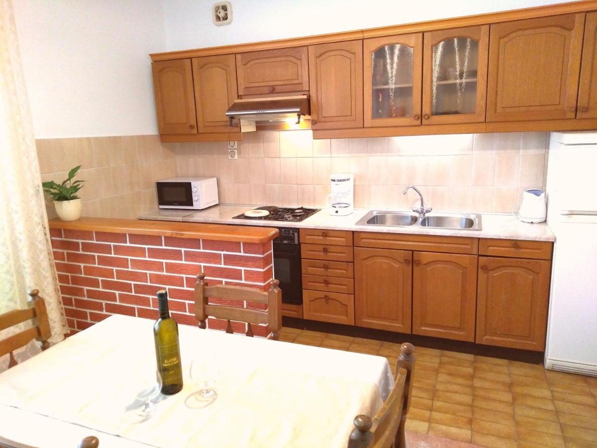Apartment Nila Сали Екстер'єр фото